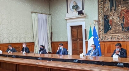 Un nuovo welfare al tempo dell’emergenza. Prospettive 2021. - A. N. M. I. C.